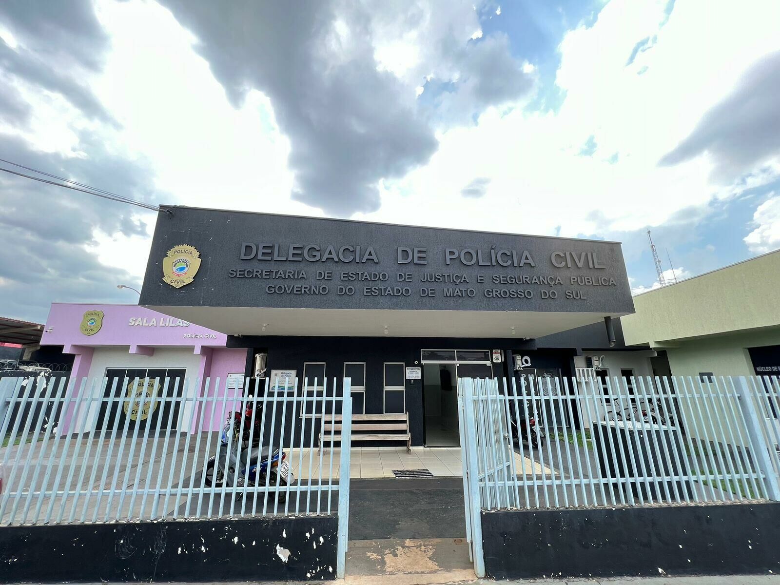 Imagem de compartilhamento para o artigo Polícia Civil de Costa Rica prende homem e recupera celular furtado em conveniência da MS Todo dia